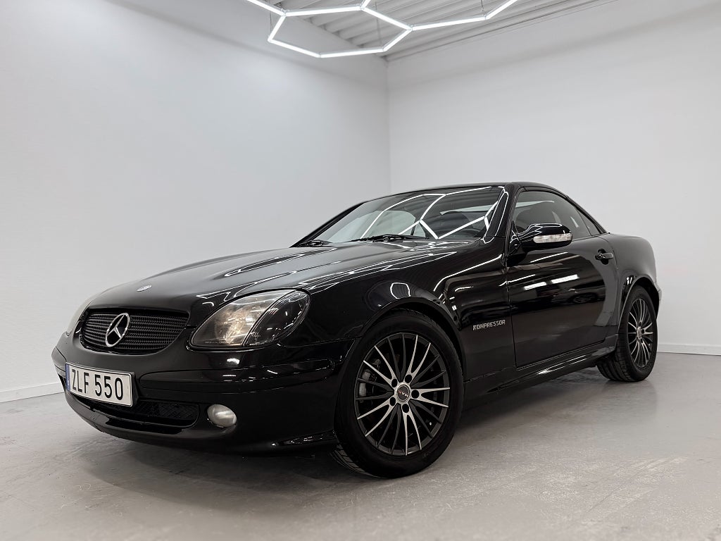 Mercedes-Benz SLK 200 Kompressor Coupé Cabriolet Nyservad