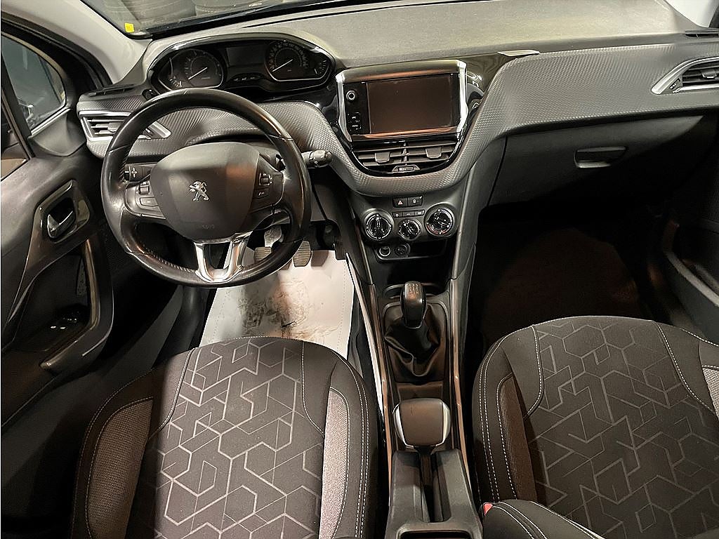 Bild på Peugeot 2008 Active 1.2 PT VTi 82hk - DRAG