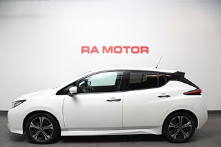 Halvkombi Nissan Leaf 3 av 24