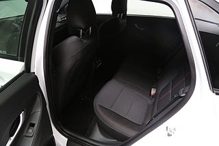 Halvkombi Hyundai i30 25 av 26