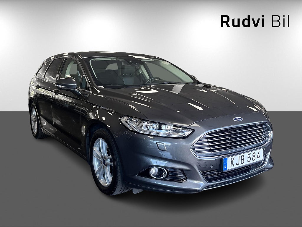 Ford Mondeo Kombi 2.0 TDCi AWD Powershift Titanium
