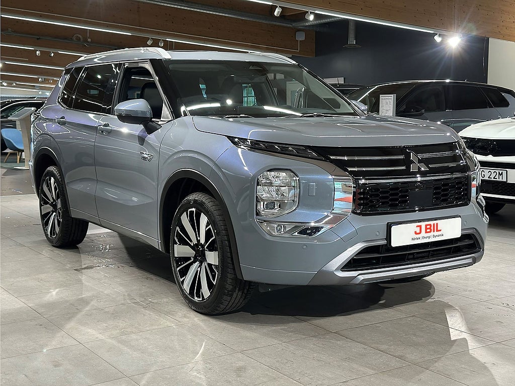 Bild på Mitsubishi Outlander Instyle PHEV Aut 4WD - DEMO