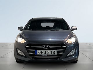 Hyundai i30 5-dörrar 1.6 CRDi Premium Rattvärme Mvärm Psens SoV