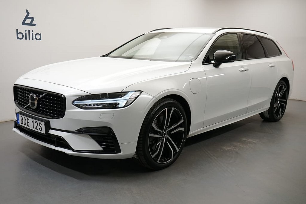 Volvo V90 Recharge T6 Plus Dark Edition, Dragkrok, Navigation, on call