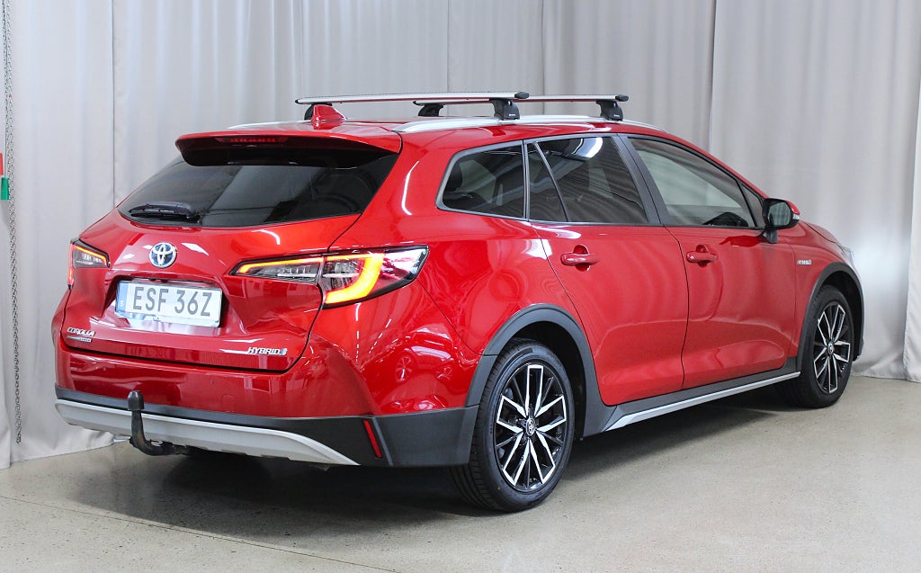 Toyota Corolla TREK Hybrid e-CVT, Drag, S&V-hjul, B-kamera, Rattvärme