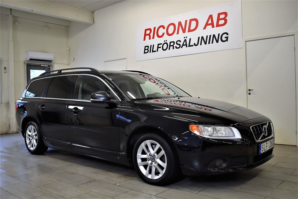 Volvo V70 D4 AWD AUT MOMETUM 163 HK SKINN NYBES