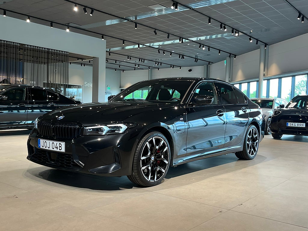 BMW 330e xDrive M Sport Pro Harman Kardon Adapt Farth Drag 4,95%
