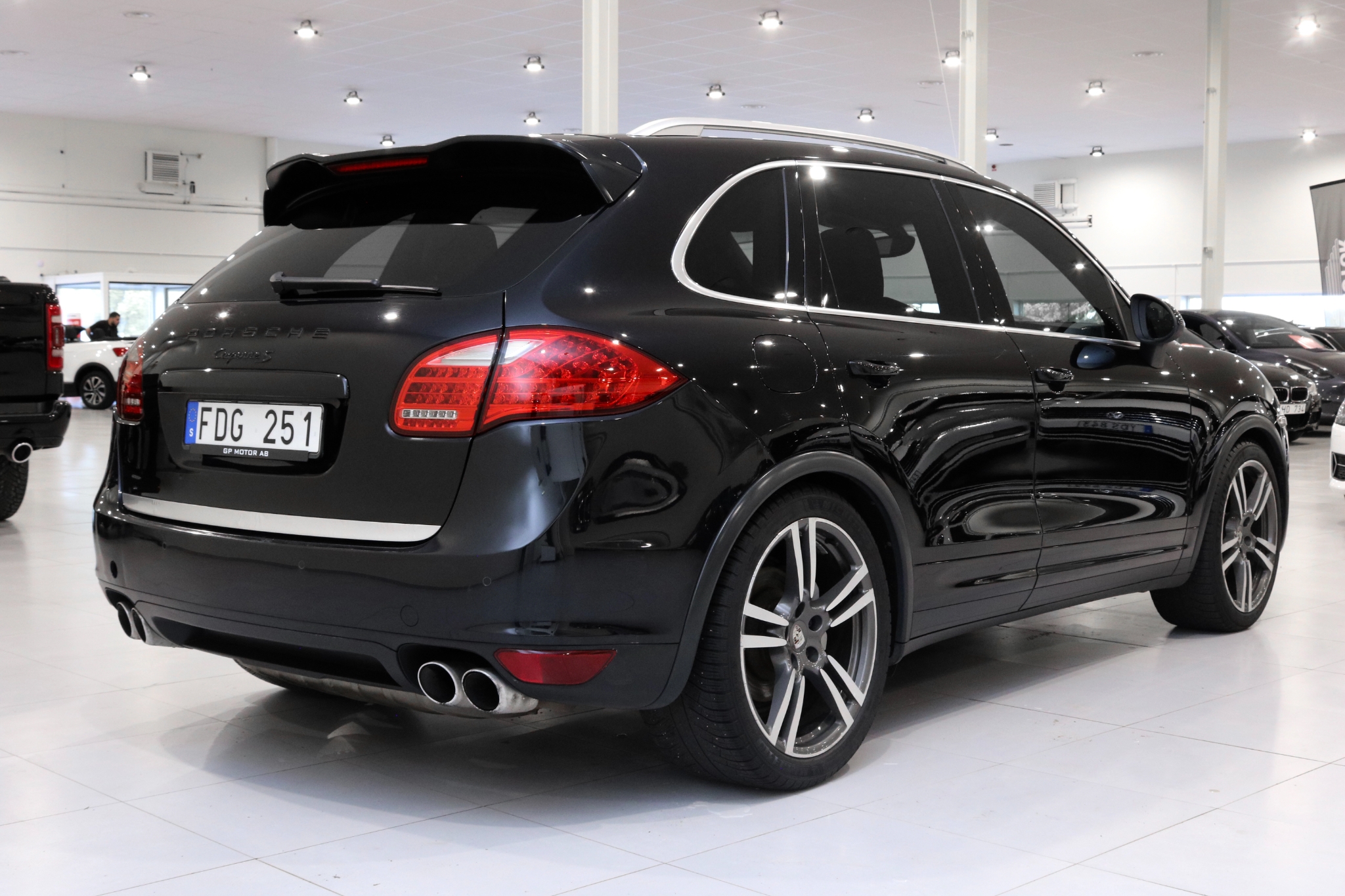 Porsche Cayenne 2011, bild 3/53