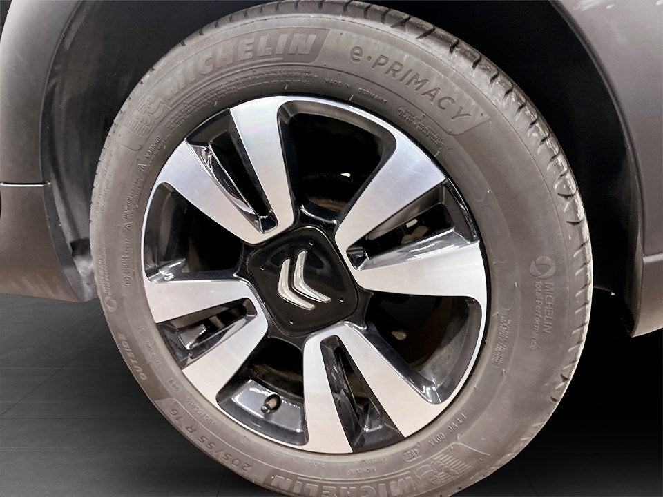 Bild på Citroën C3 Shine 1.2 PT 110hk Aut - B-KAMERA, CARPLAY