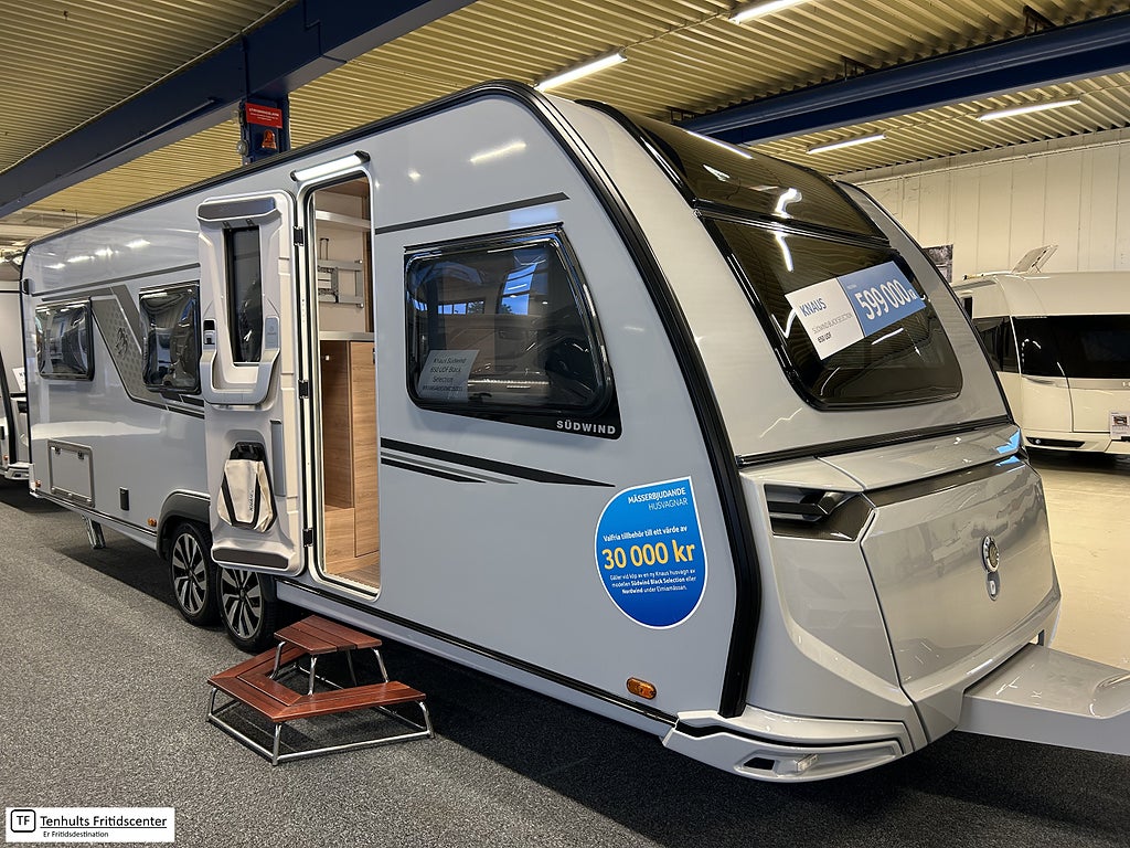 Knaus SÜDWIND BLACK SELECTION 650 UDF