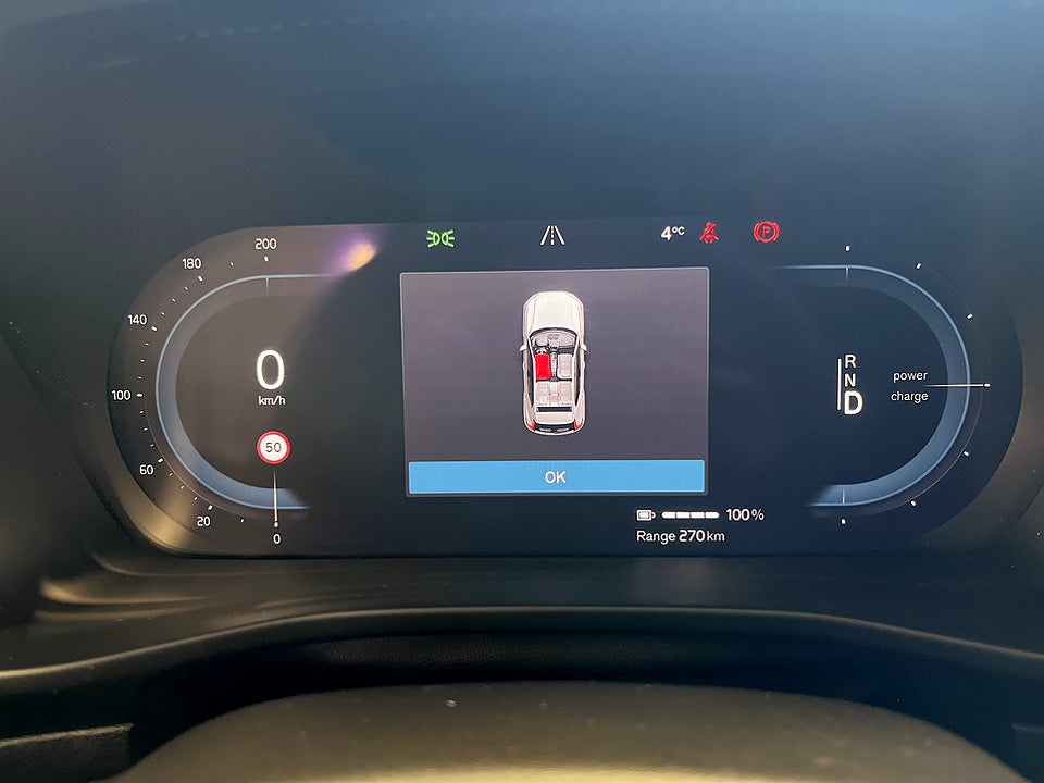 Bild på Volvo XC40 Core Recharge Single Motor 230hk Aut B-KAMERA CARPLAY