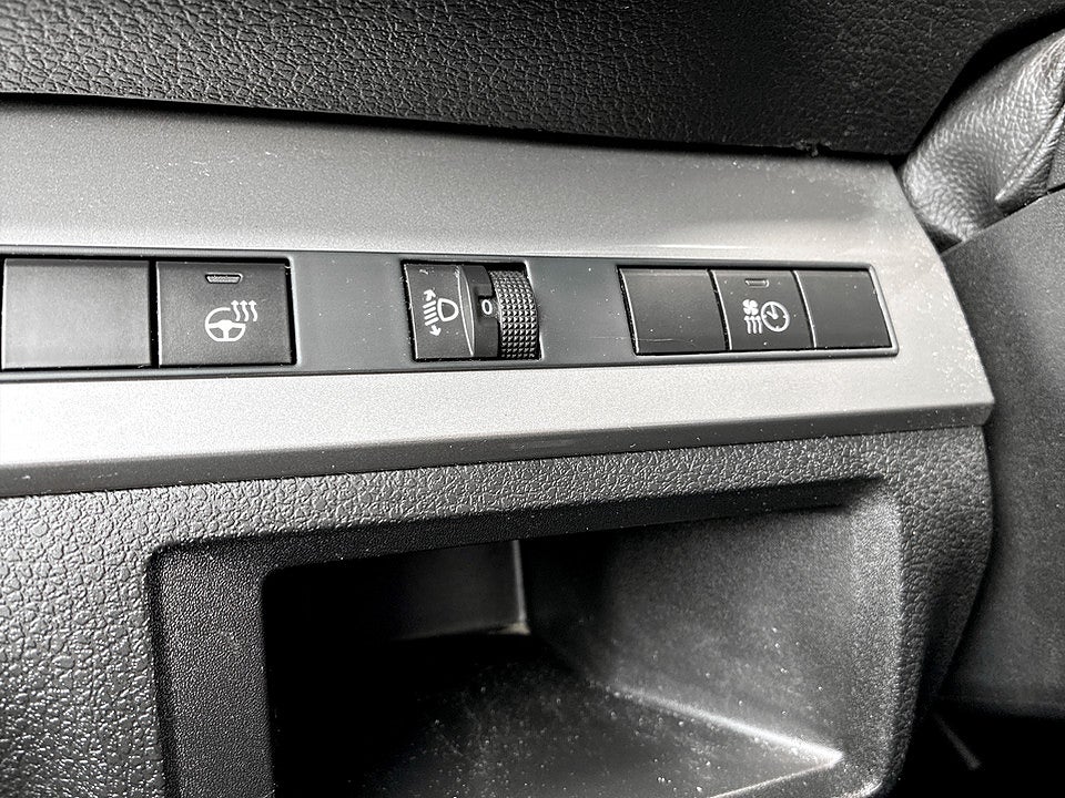 Bild på Opel Vivaro Business 2.0 BHDi 145hk Aut L3 B-KAMERA WEBASTO