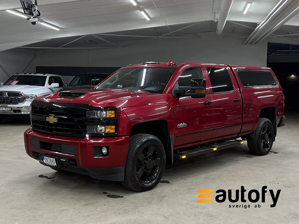 Chevrolet Silverado 2500 HD Crew Cab 6.6 V8 4WD HIGH COUNTRY