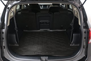 Minibuss Kia Carens 18 av 23