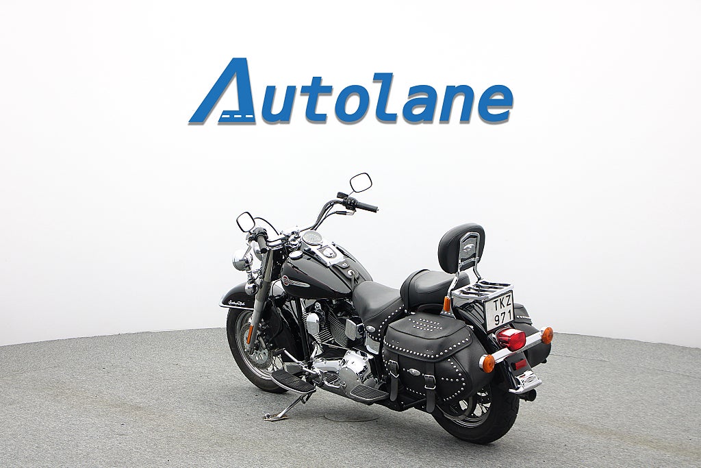 Harley-Davidson Heritage Softail Classic *Nyservad Vance & Hines