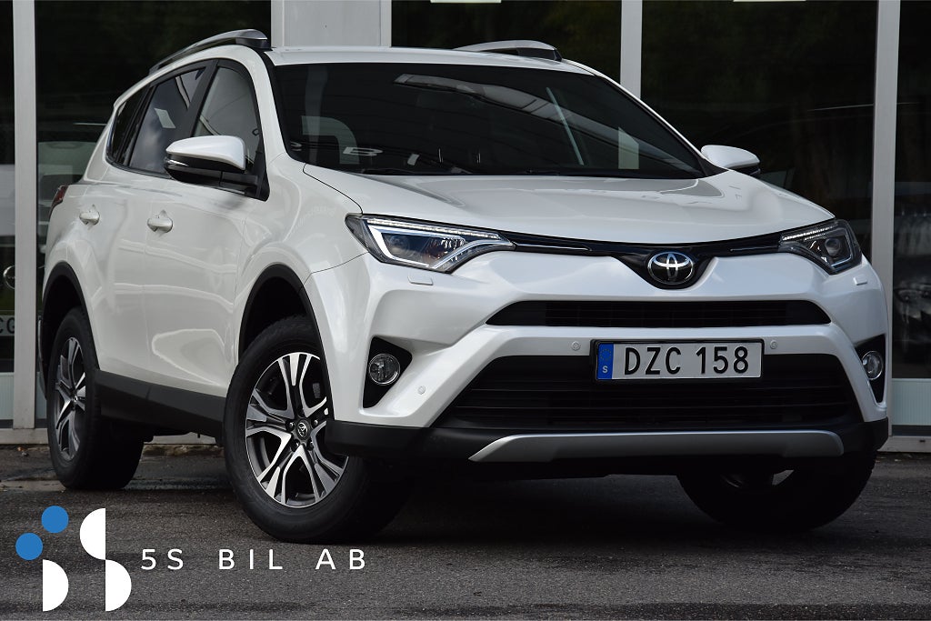 Toyota RAV4 2.0 AWD AUTOMAT DRAG ADAPTIV 1-BRUKARE KAMERA GPS 152HK
