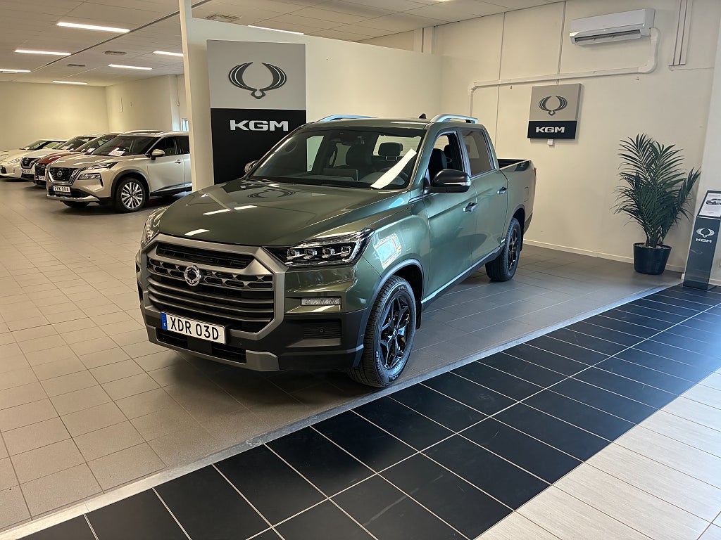 KGM Musso Grand Double Cab  2.2 e-XDi 4WD Black Line + Automat