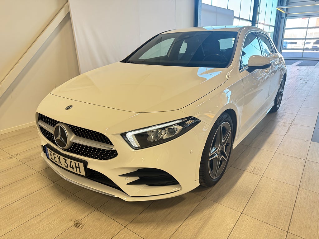 Mercedes-Benz A 200 7G-DCT AMG Navi Nightpack V-hjul