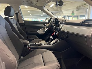 Audi Q3 35 TFSI Proline Advanced 150hk/Drag/Psens/Bvärm/S&V