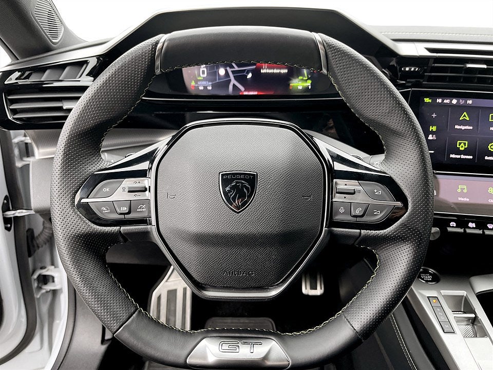 Bild på Peugeot 408 GT 1.2 PT 130hk Aut - B-KAMERA, CARPLAY