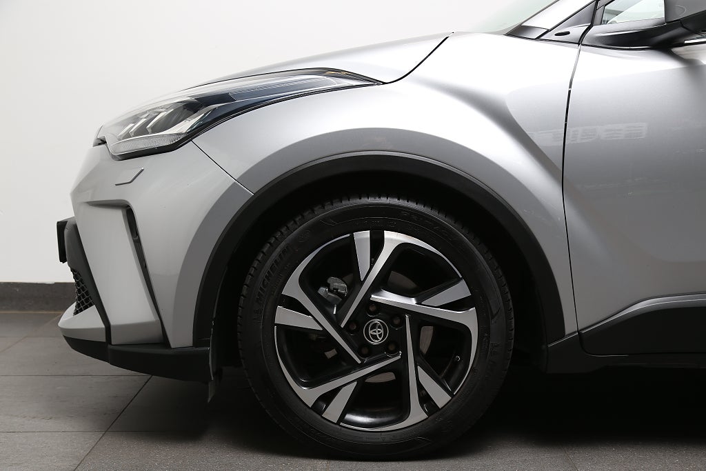 Toyota C-HR 1,8 Hybrid X-Edition 122hk Aut Navi 2023