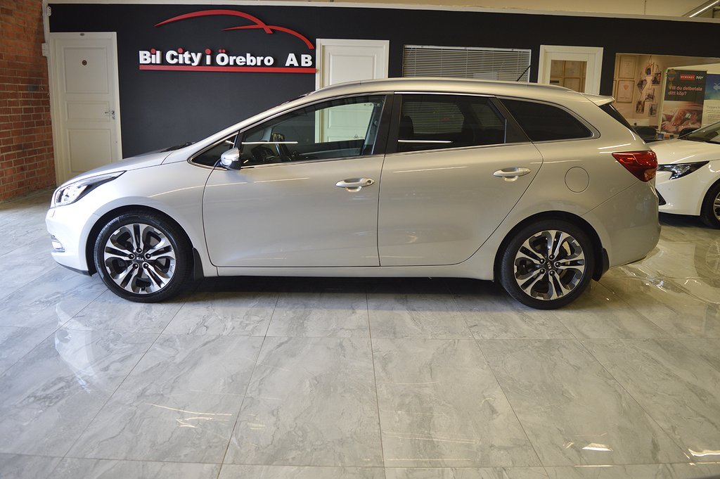 Kia CEED 1.6 (128 hk) CRDi EX Comfort / 3-Ägare / Nyservad  & Ny Besiktad