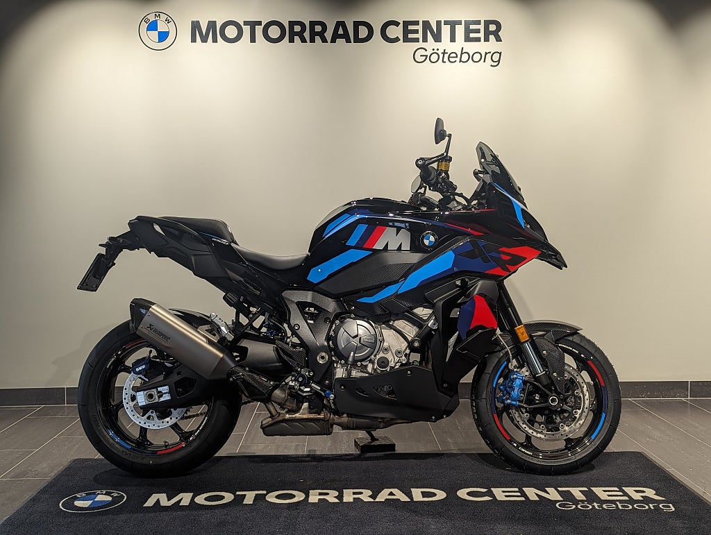 BMW M1000XR/Boka din 2026:a idag!