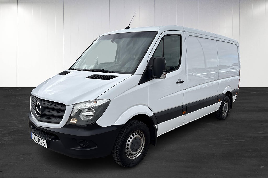 Mercedes-Benz Sprinter 211 CDI Skåp Automat