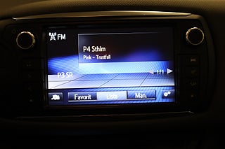 Halvkombi Toyota Yaris 15 av 21