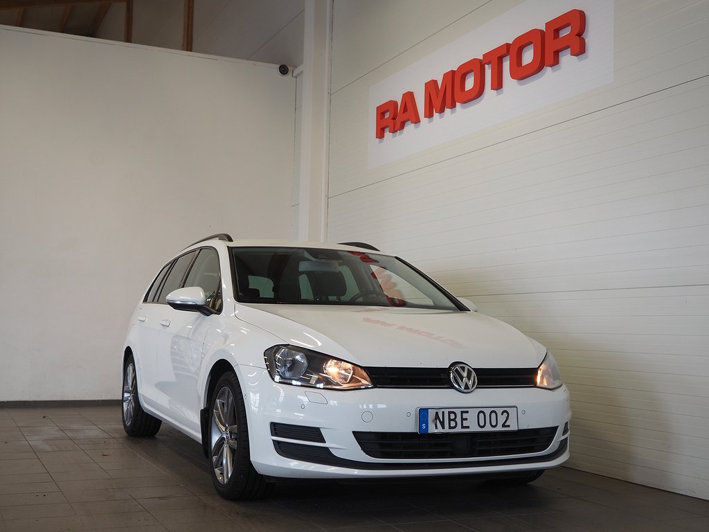 Volkswagen Golf Sportscombi 1.2 TSI DSG PDC Värmare Keyless 2016
