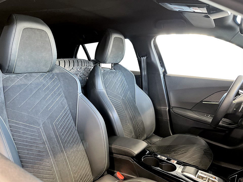 Bild på Peugeot 2008 GT 1.2 PT 130hk Aut B-KAMERA NAVI