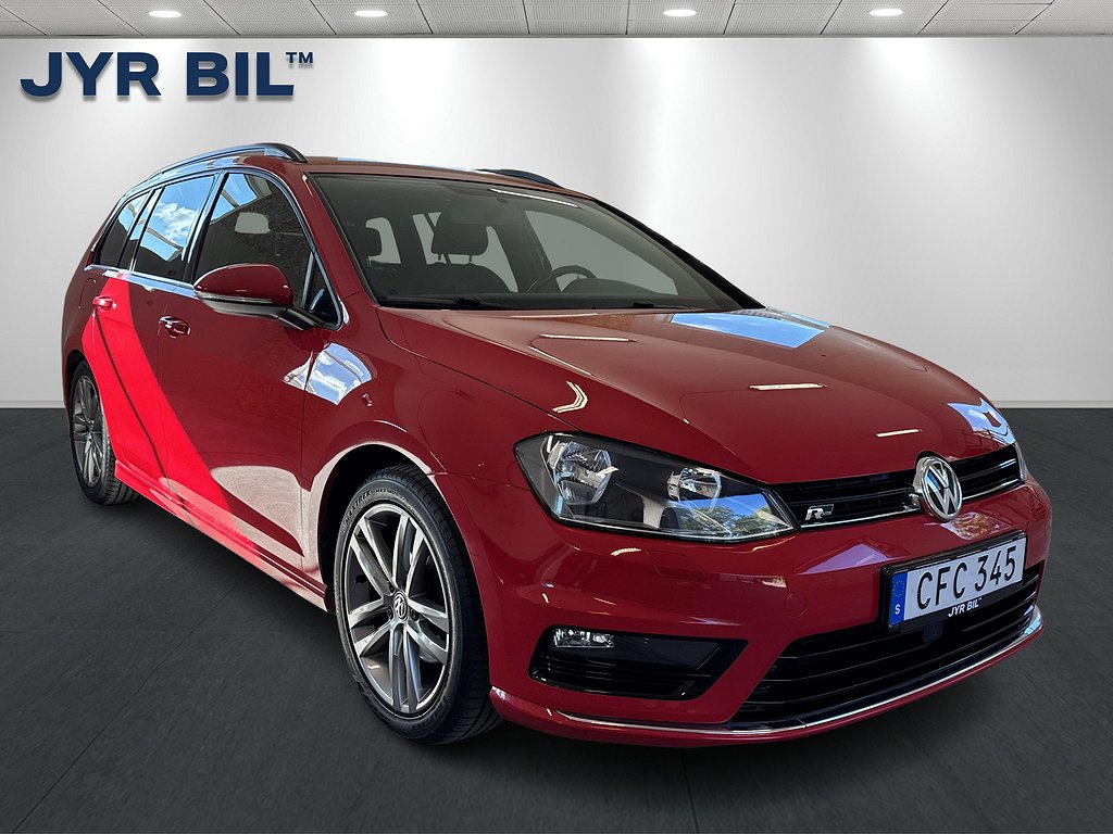 Volkswagen Golf SC 1.4 TSI 150hk R-Line Drag Värmare Keyless