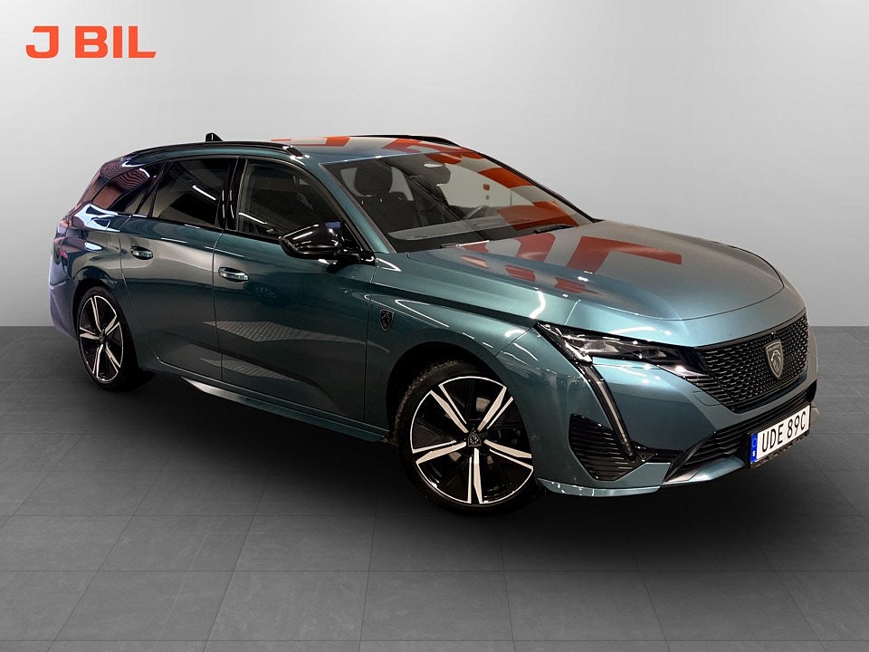 Peugeot 308 SW GT 1.2 PT 130hk Aut - 360-KAMERA, CARPLAY