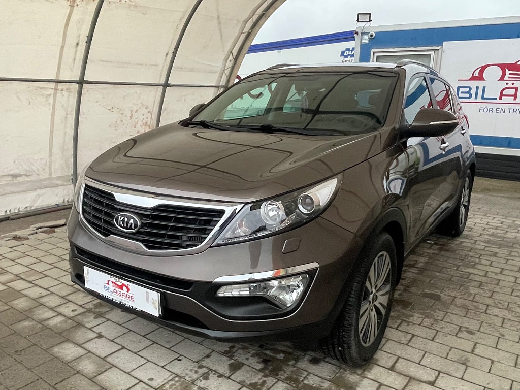 Kia Sportage 1.7 CRDi NYSERVAD NYBESIKTAD S+V DRAG P-SENS BLUETOOTH