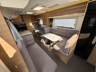 Husvagn, 1-axl Adria Adora 613 HT 2 av 14