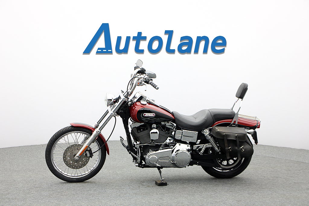 Harley-Davidson Wide Glide *Nyservad Sissybar Sidoväskor