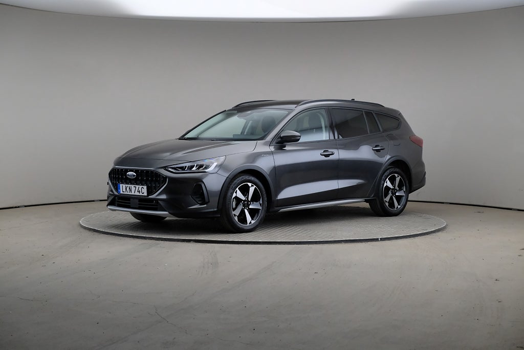 Ford Focus Active Hybrid E85 125hk Edition Aut Pano Drag