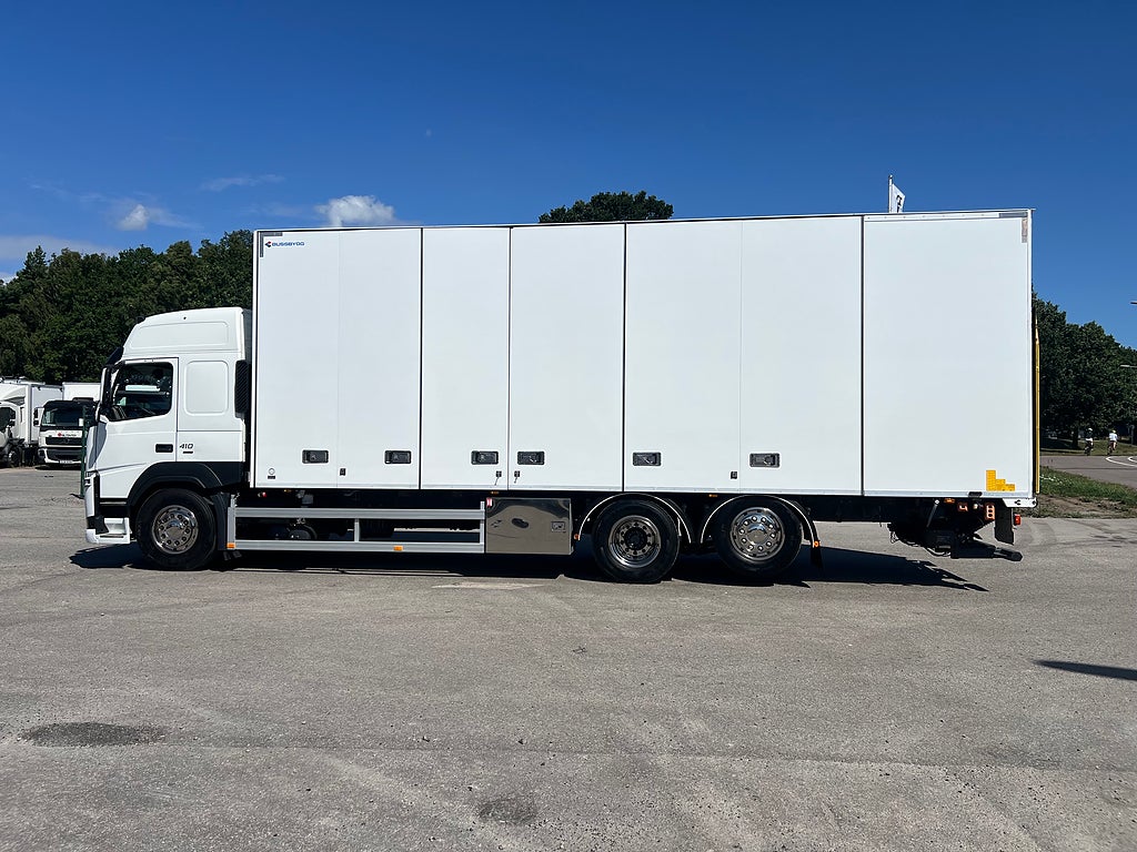 Volvo FM 410 6x2 Skåpbil, Öppningsbarsida, Bussbygg, Värmare