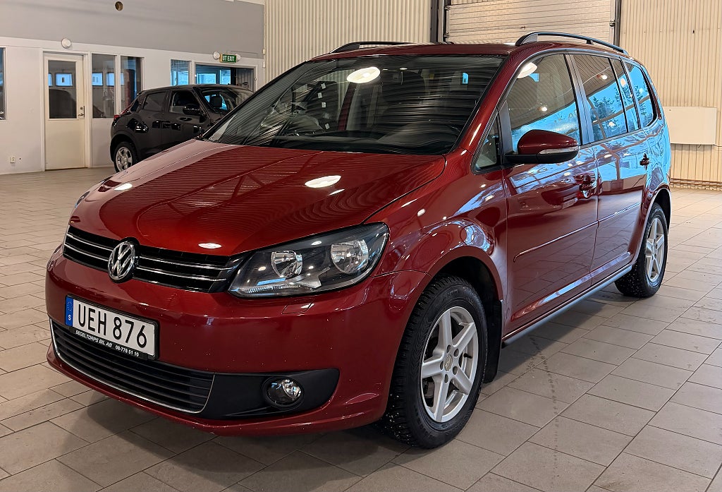 Volkswagen Touran 7-sits 1.6 TDI DPF Masters/Panorama/Ny kamrem/MOMS BIL