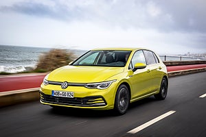 VW GOLF 8
Limonengelb