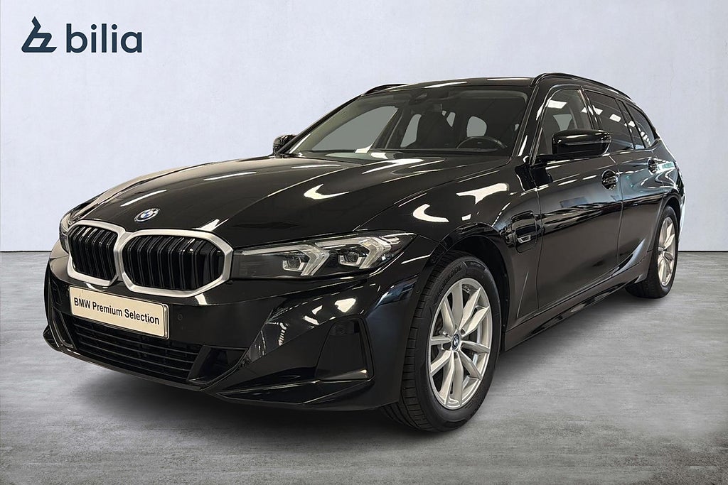 BMW 330e xDrive Touring | H&K | Drag | Backkamera | Farthållare