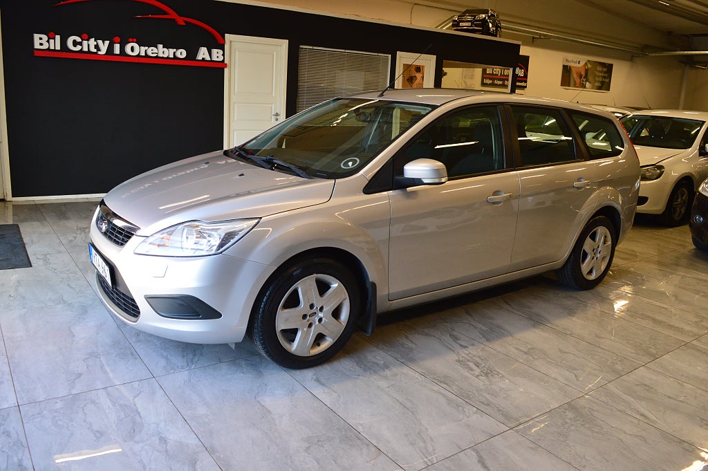 Ford Focus 1.8 (125hk) Flexifuel / AUX-ingång / M-Värmare / Nyservad & Bes
