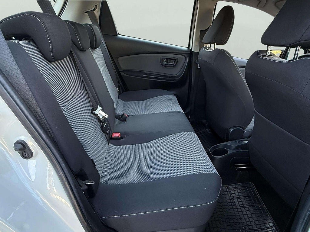 Toyota Yaris Hybrid e-CVT 101hk - miniatyr 15