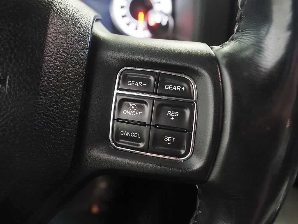 RAM 1500 Sport 5.7 V8 395hk HEMI 4x4 TorqueFlite |Taklucka|Drag| 2018