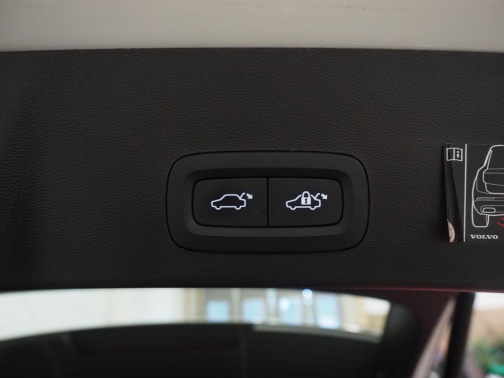 Volvo XC40 T2 122hk Geartronic Inscription | Navi | Kamera | 2022