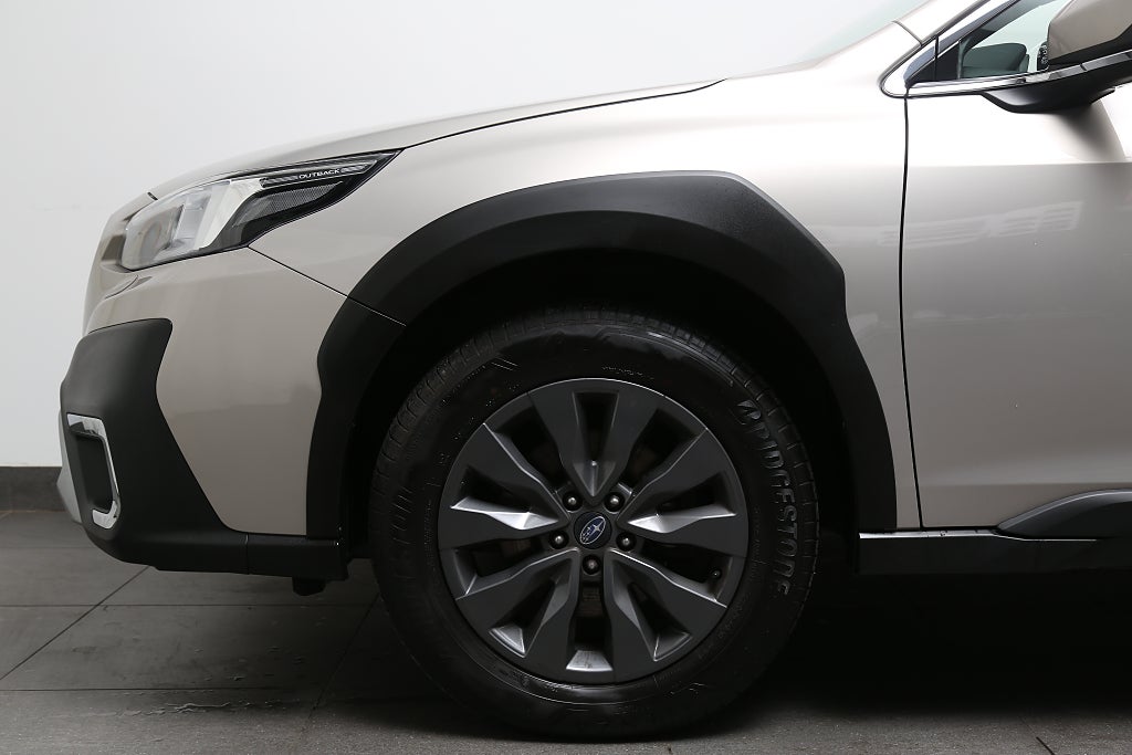 Subaru Outback 2,5i 169hk XFuel Limited AWD Aut Skinn Drag Leasbar 2025