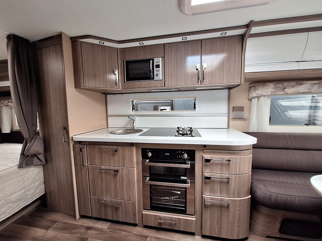 Kabe Imperial 600 XL KS Dubbelbädd, Nytt Tält, AC