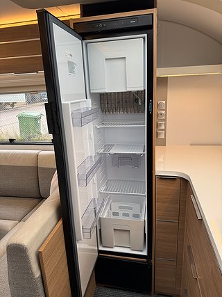 Husvagn, 1-axl Adria  Adora 613 HT 7 av 21