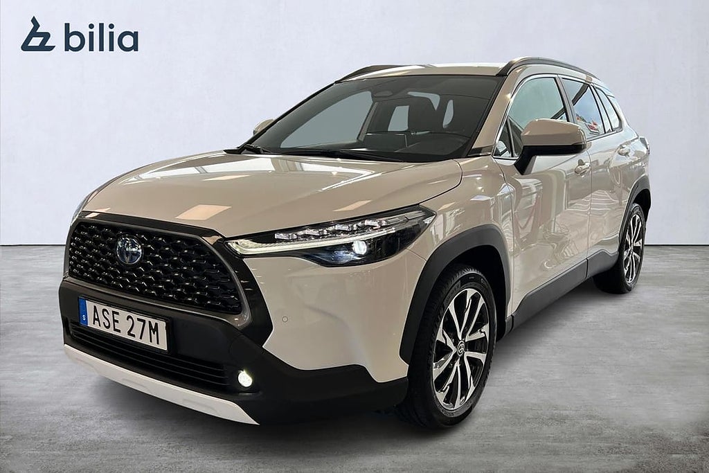 Toyota Corolla Cross Hybrid AWD-i 2,0 Style Plus Värmare Garanti tom 2...