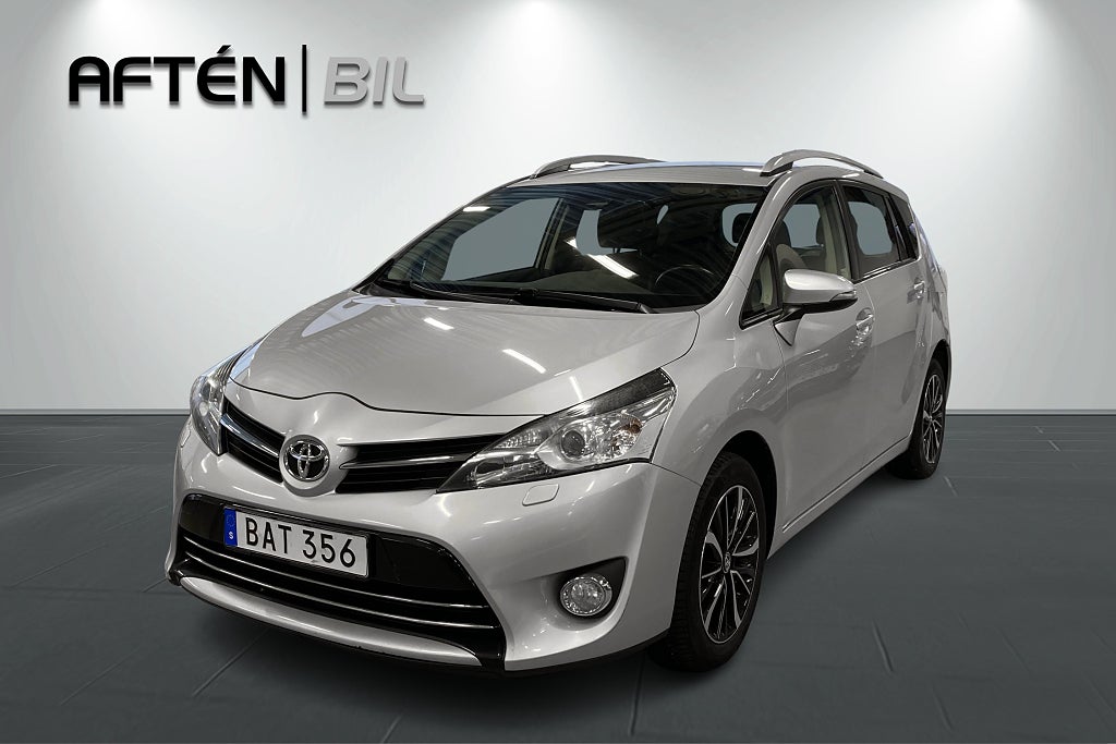 Toyota Verso 1.8 Manuell 147hk 7-sits Backkamera Farthållare